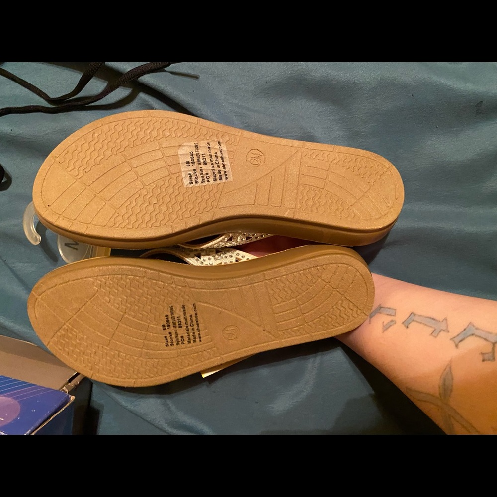 Flip flops - Picture 2 of 2